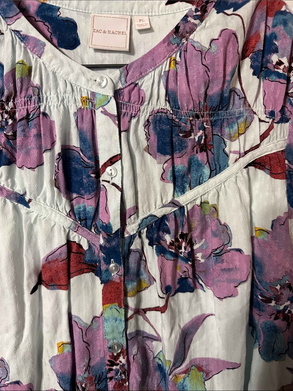 Zac & Rachel Floral Button-Front Blouse in Light Blue, Purple and Navy - Picture 4 of 5